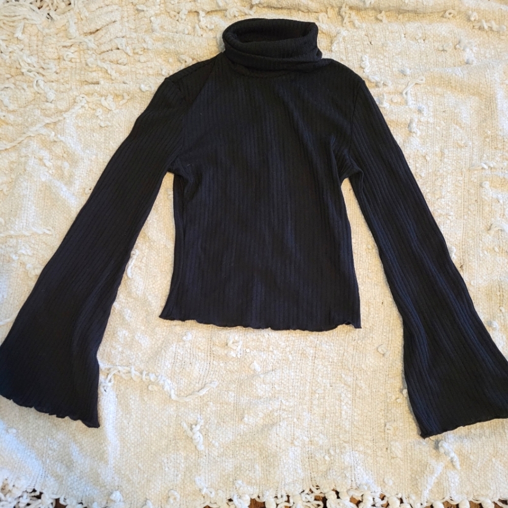Bell Sleeve Turtleneck